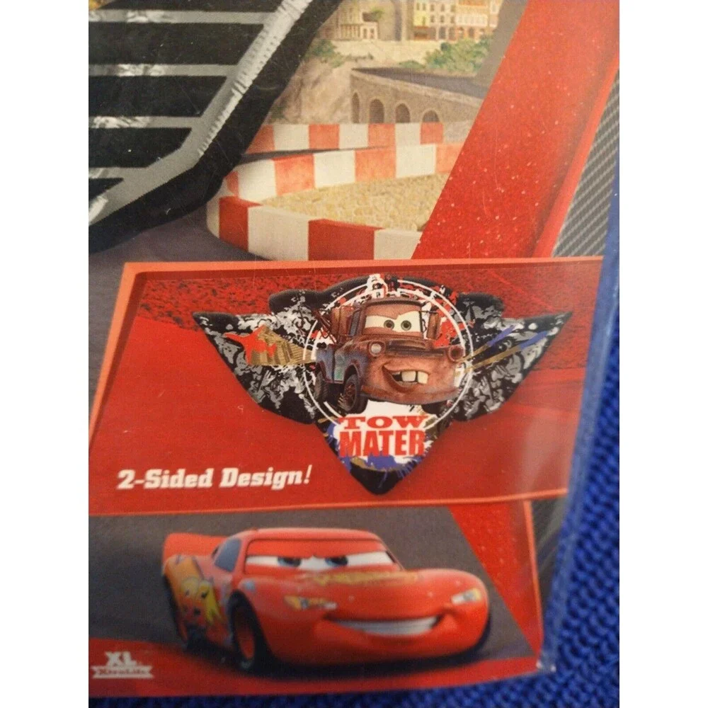 Disney Cars Tow Mater & Finn McMissle Cars 2 33